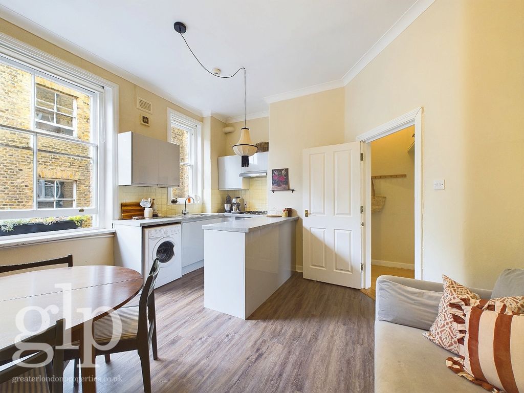 Property photo 2 of 15 3497024
