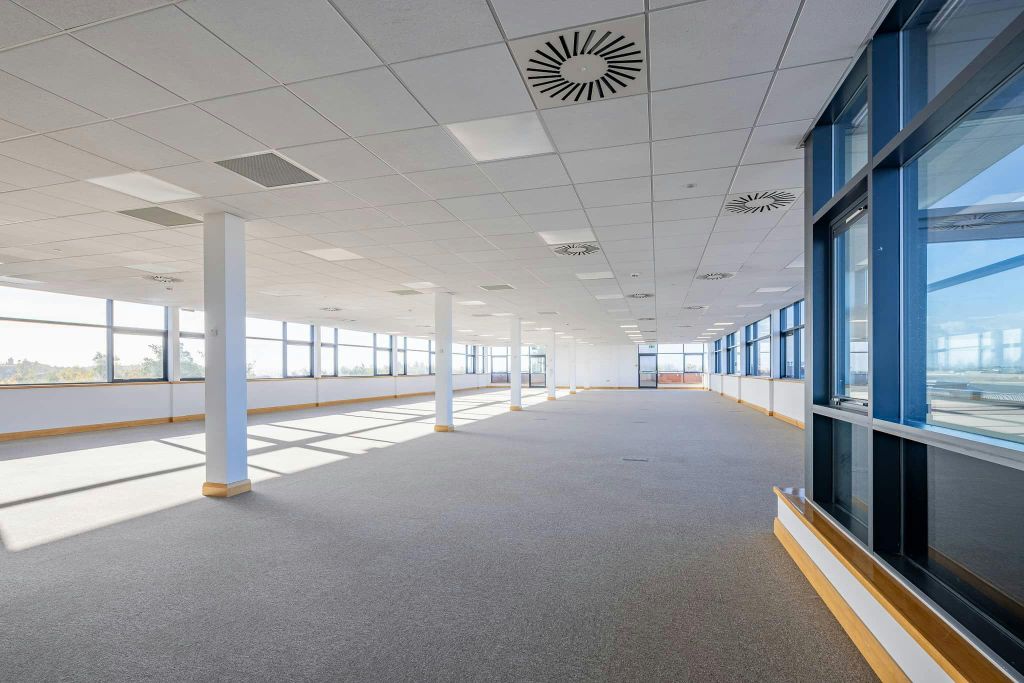 Property photo 3 of 7 _96A5900Hdr.Jpg