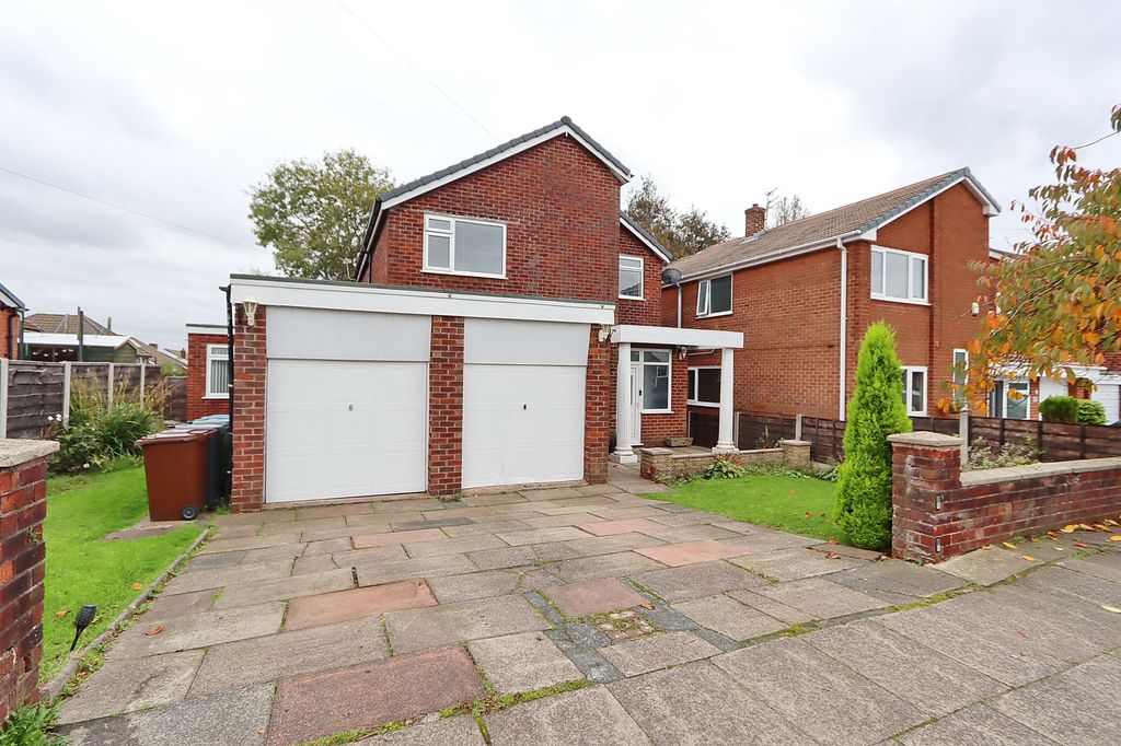 Property photo 1 of 27