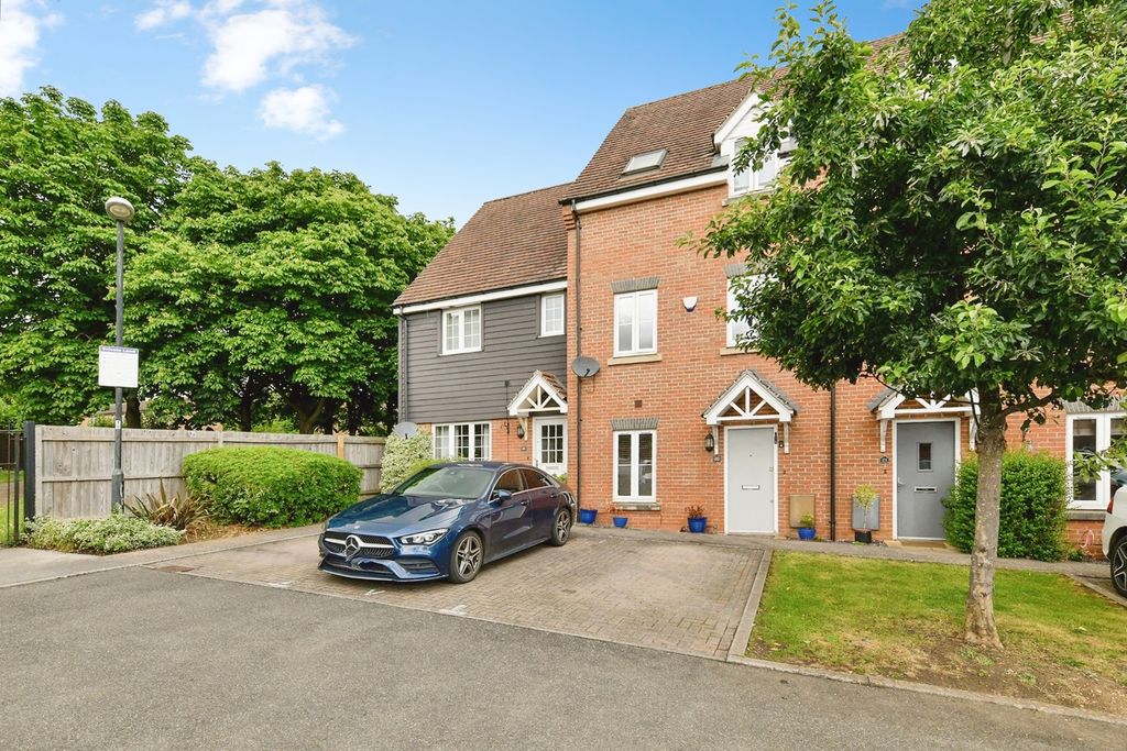 Property photo 1 of 23 Pbox-Img.Jpg