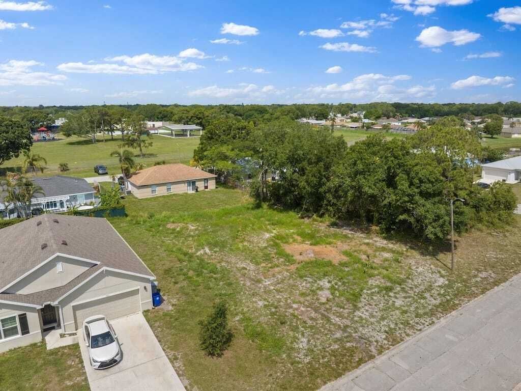 Property photo 3 of 11 <Alttext/>