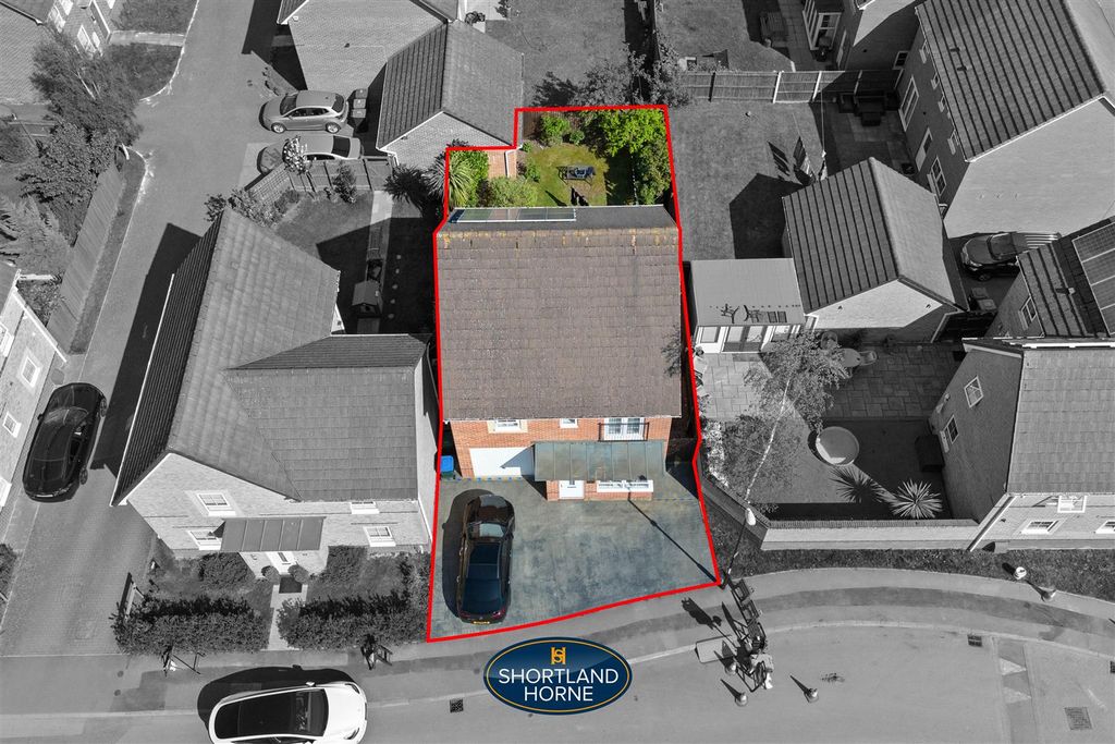 Property photo 2 of 23