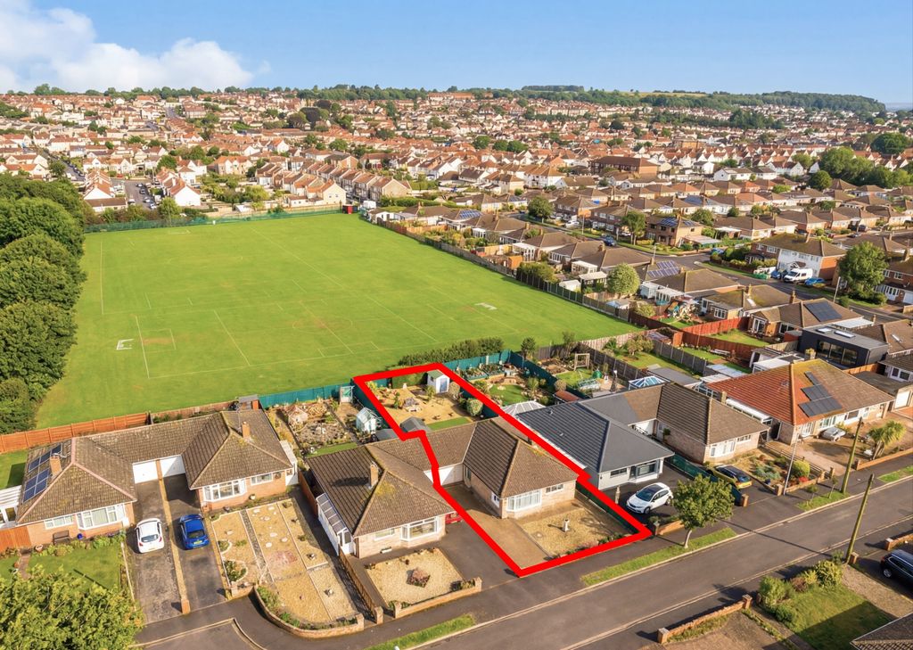 Property photo 2 of 17 Gallery