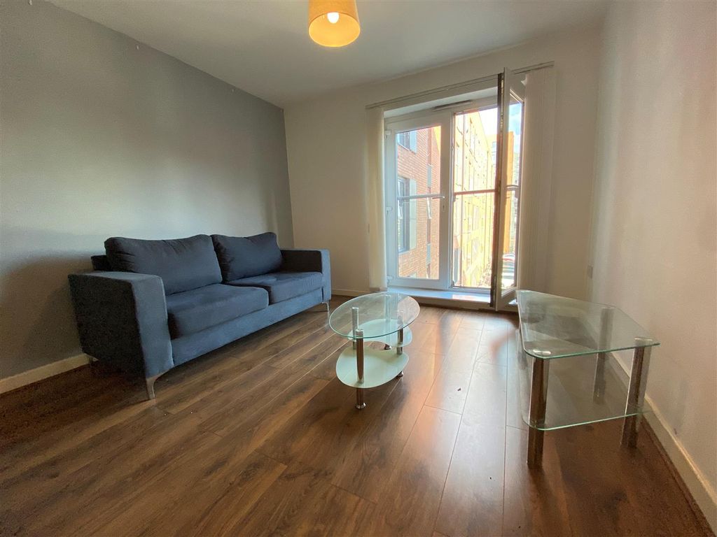 Property photo 2 of 11