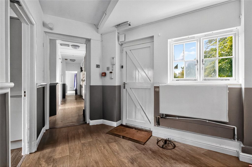 Property photo 3 of 9 Picture No. 04