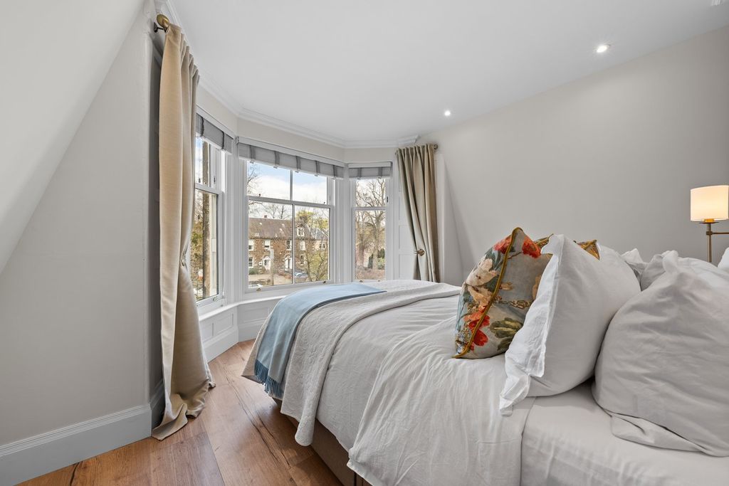 Additional image 19 of 3 bed flat for salePitt Terrace, Stirling FK8