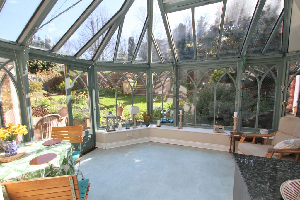 Additional image 13 of 2 bed flat for saleSilverdale Road, Eastbourne BN20