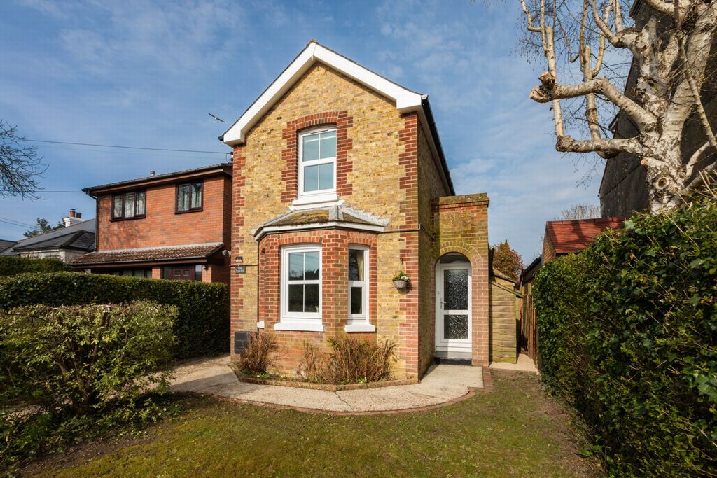 Property photo 1 of 19 Front