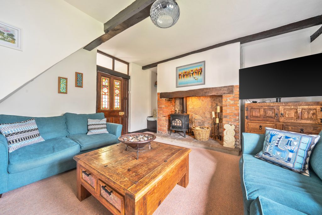 Property photo 3 of 23 14338641169c5576ce0338