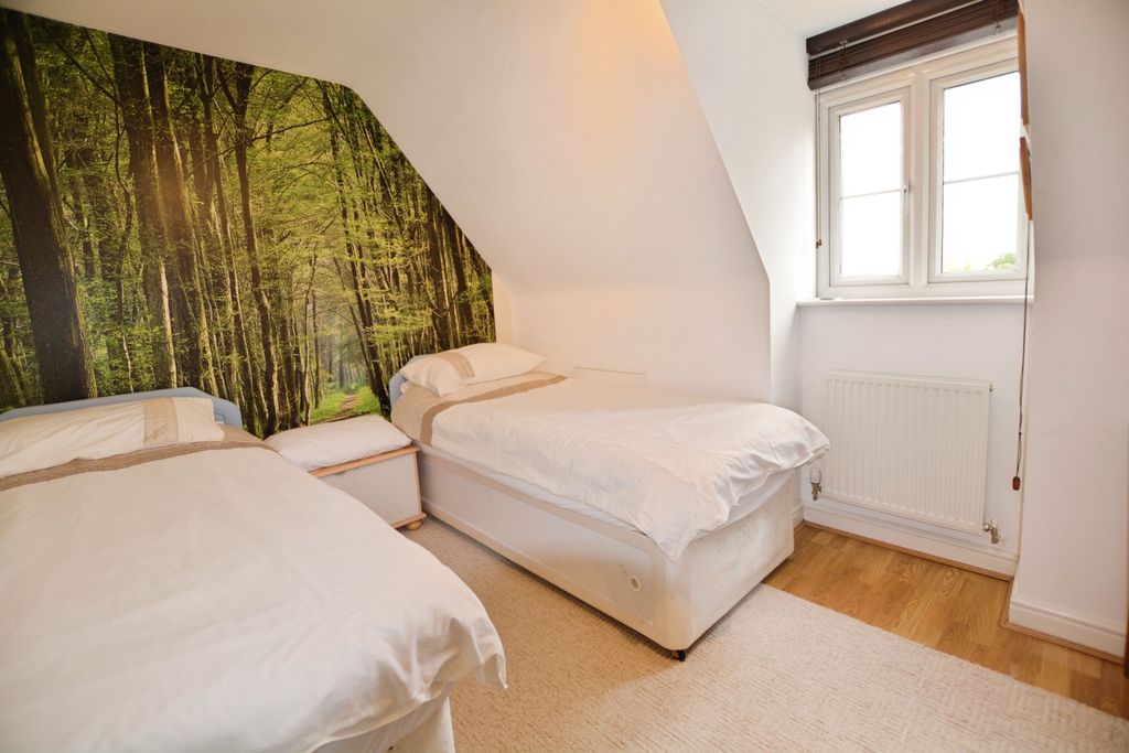 Additional image 16 of 5 bed detached house for saleGilbert Way, Fernwood NG24