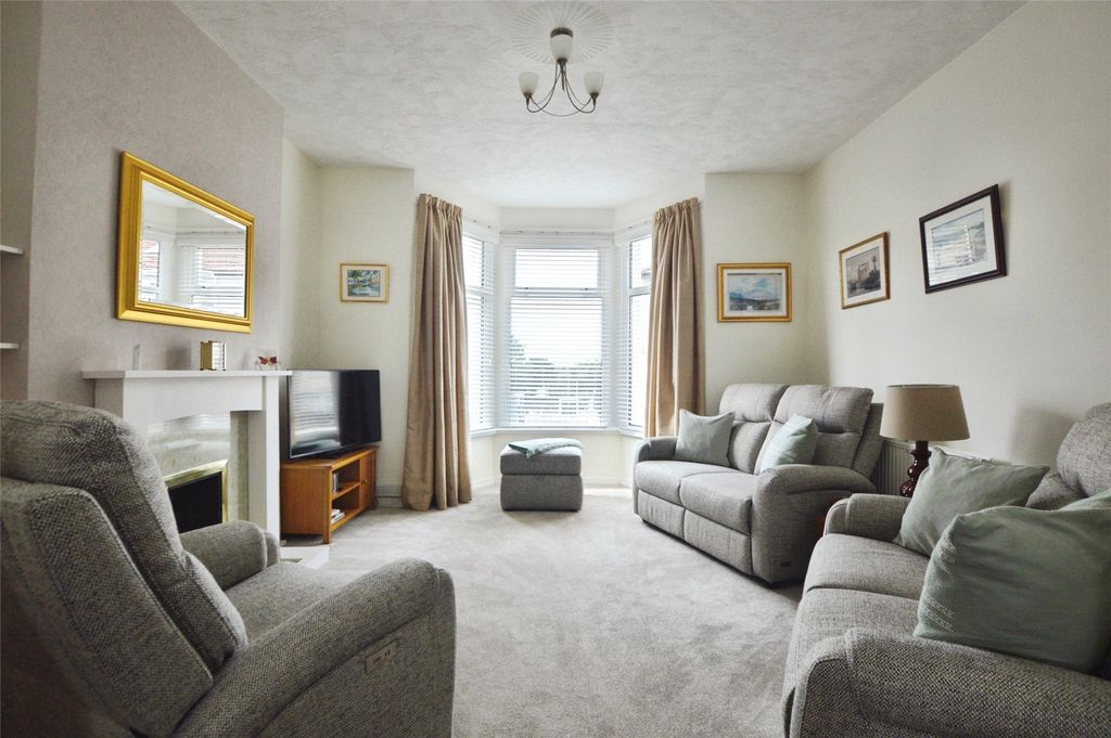 Property photo 2 of 15 Picture No. 07