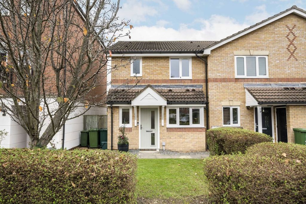 Property photo 1 of 8