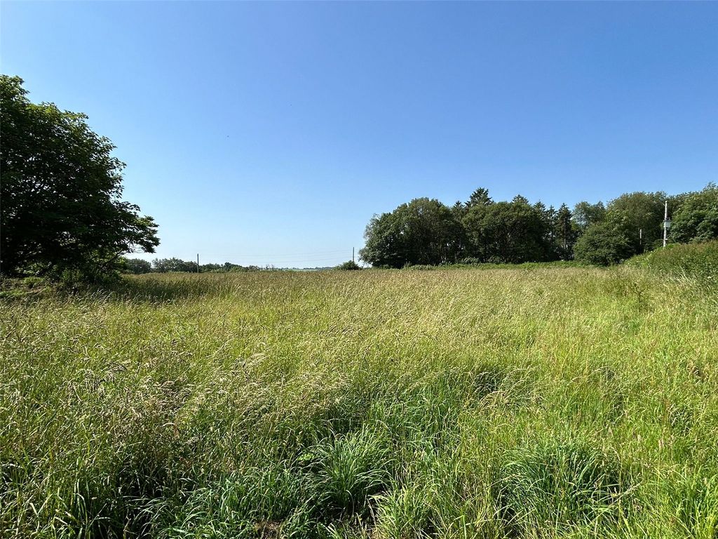 Property photo 2 of 23 Picture No. 55