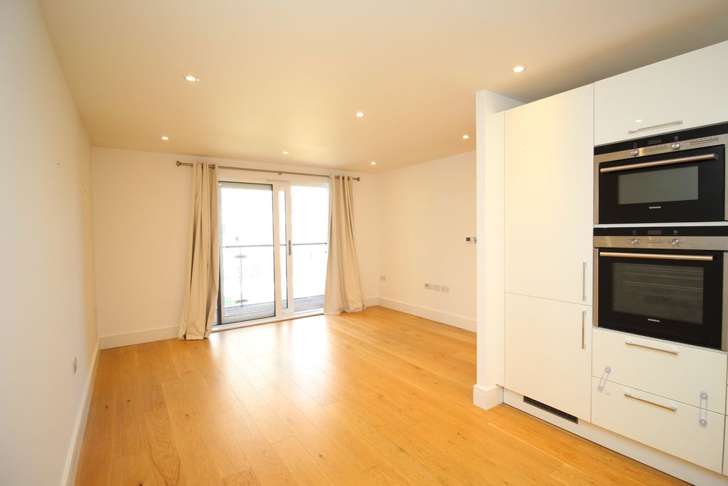 Property photo 2 of 18 Img_0344