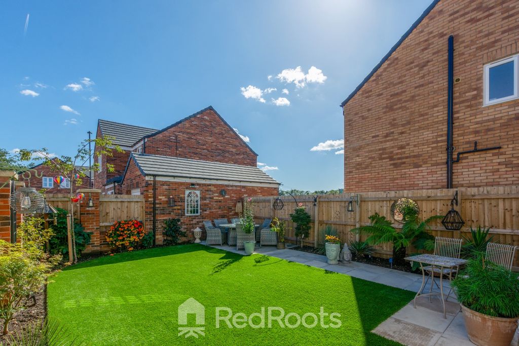 Property photo 3 of 31 4539323