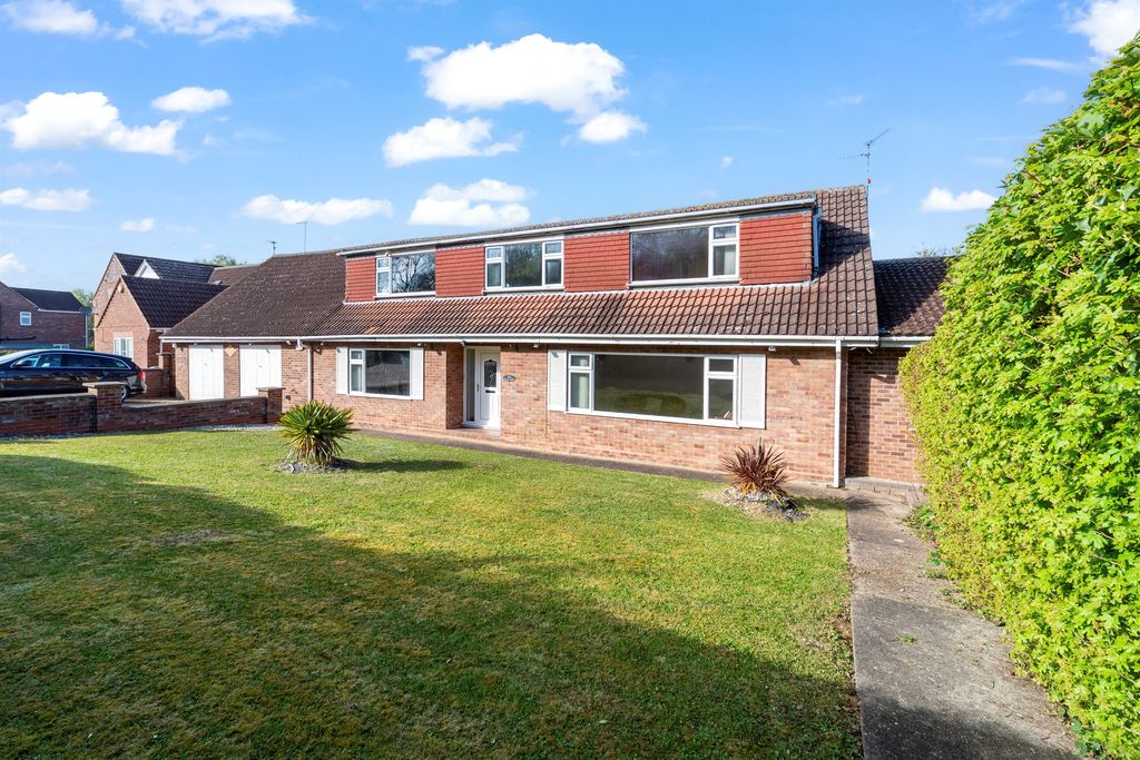 Property photo 1 of 22