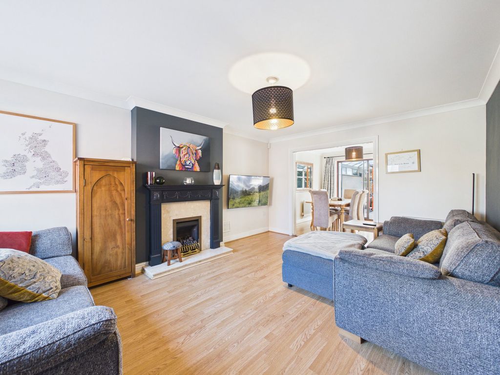 Property photo 3 of 29