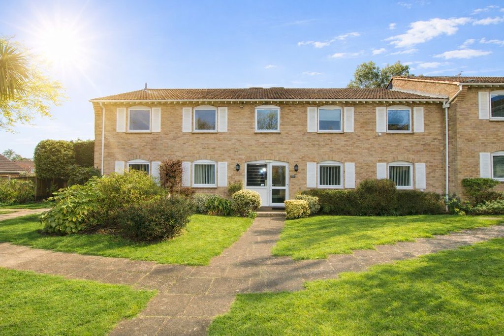 Property photo 1 of 11