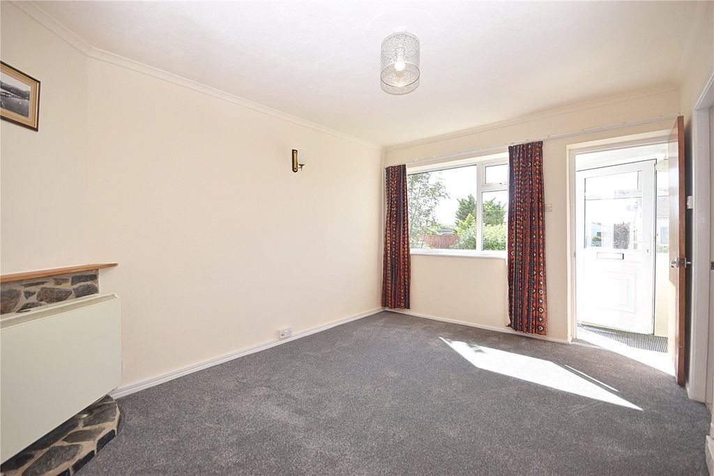 Property photo 2 of 13 Picture No. 03