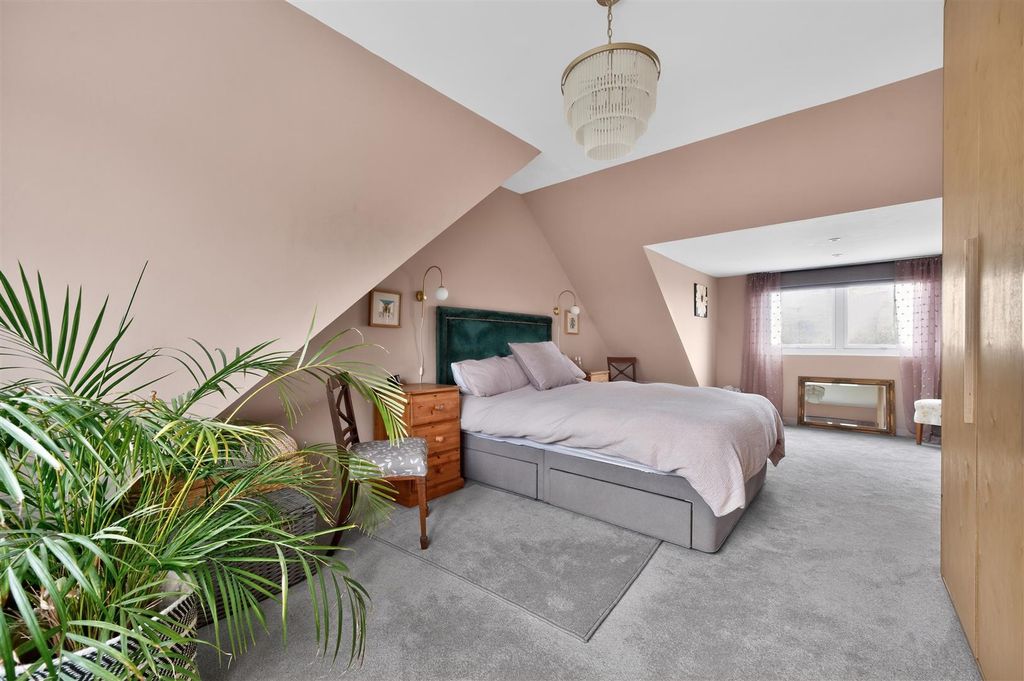 Property photo 2 of 29 1
