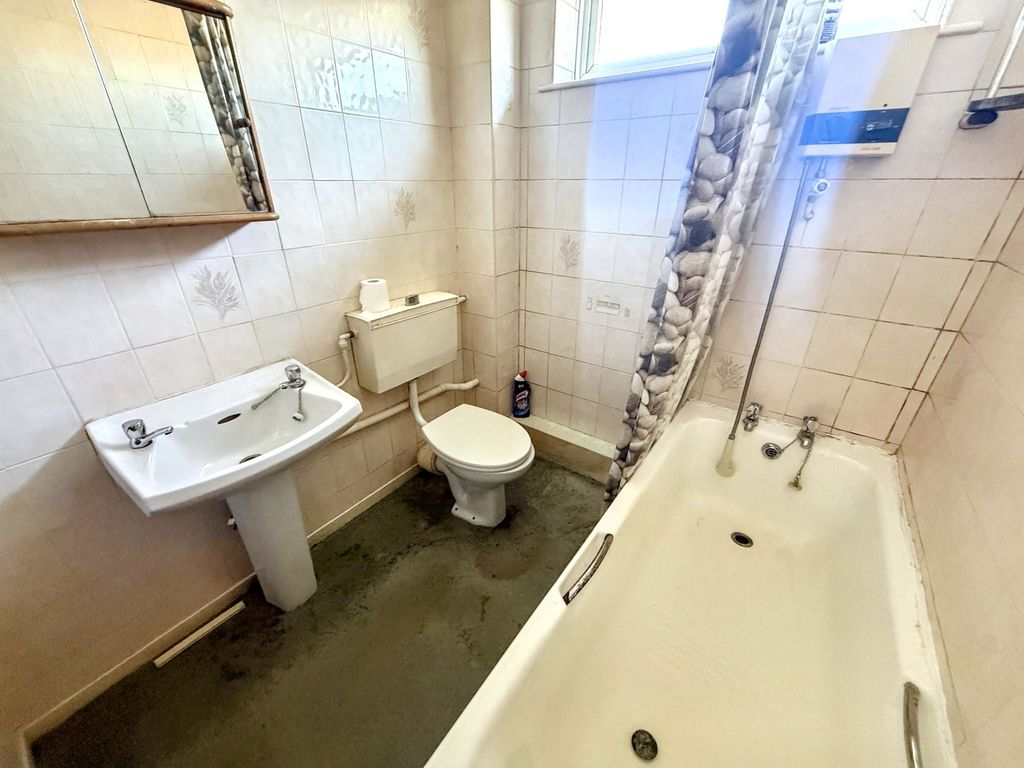 Additional image 9 of 2 bed flat for saleFalmouth Walk, Cramlington NE23