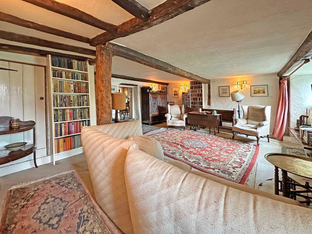 Property photo 3 of 13