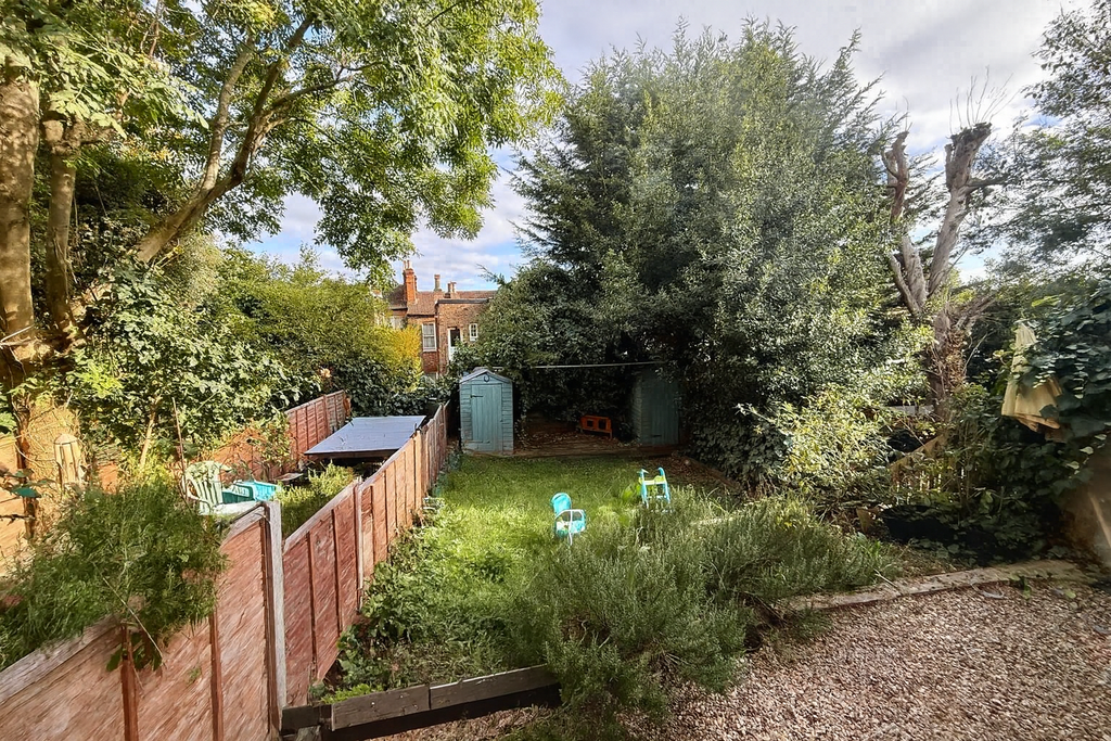 Property photo 1 of 12