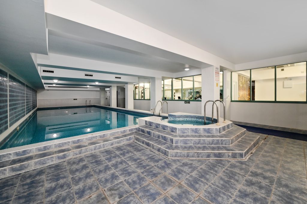 Property photo 3 of 14