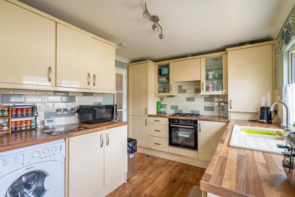 Property photo 3 of 18 26Pw-18.Jpg