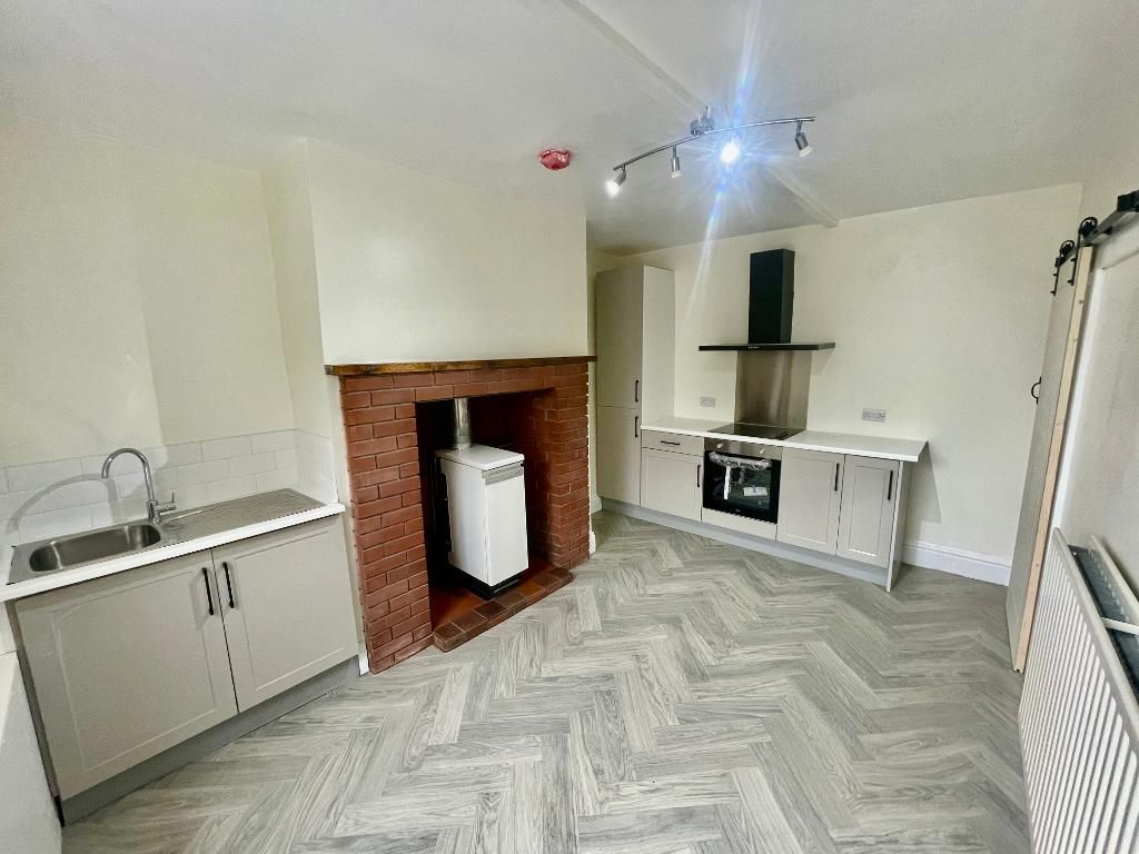 Property photo 3 of 13 Kitchen/Diner