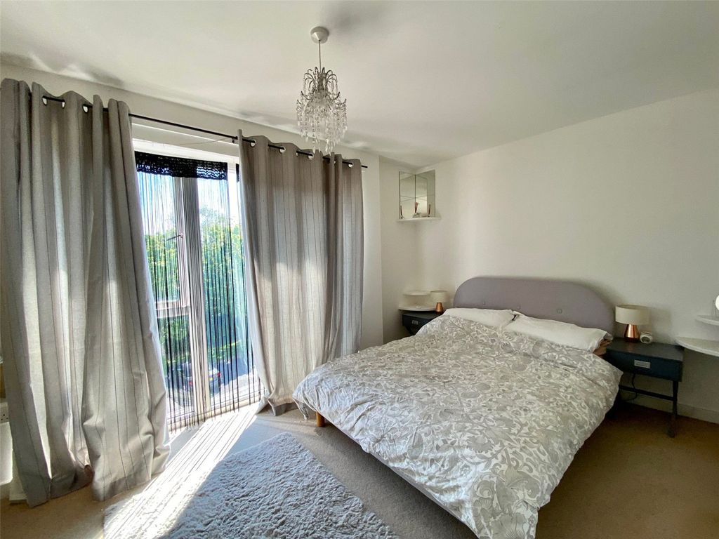 Property photo 3 of 15 Picture No. 28