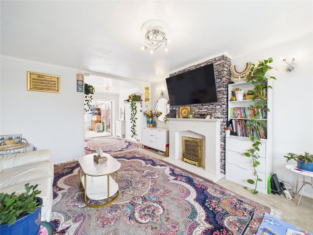 Property photo 3 of 23 Picture No. 41