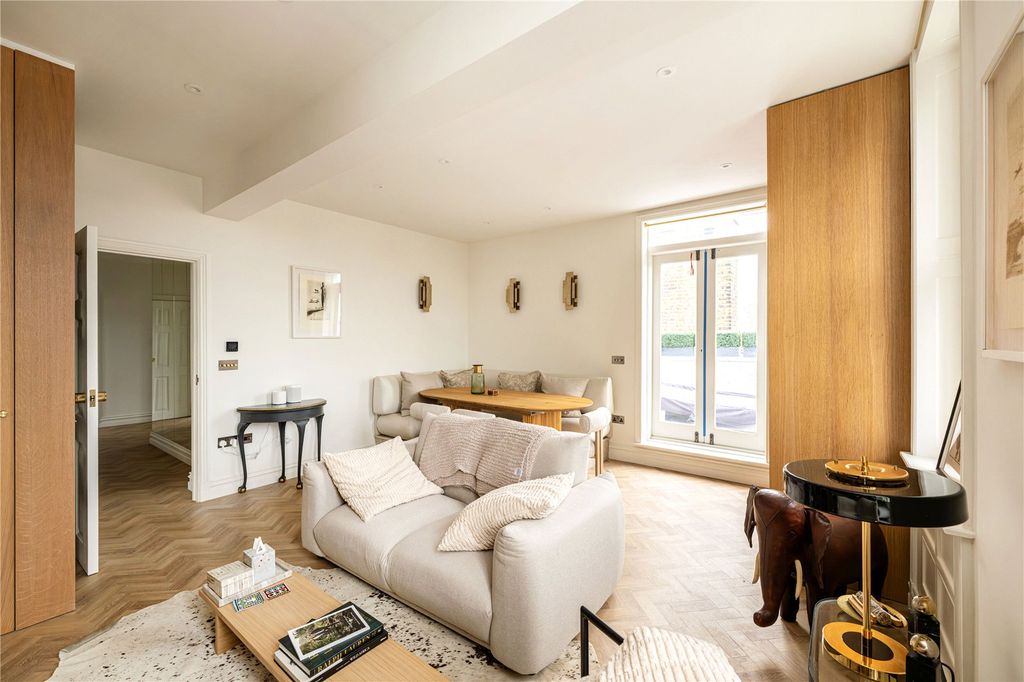 Property photo 3 of 10 Picture 3