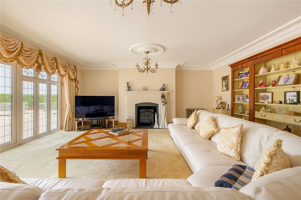 Property photo 3 of 30 Reception Room