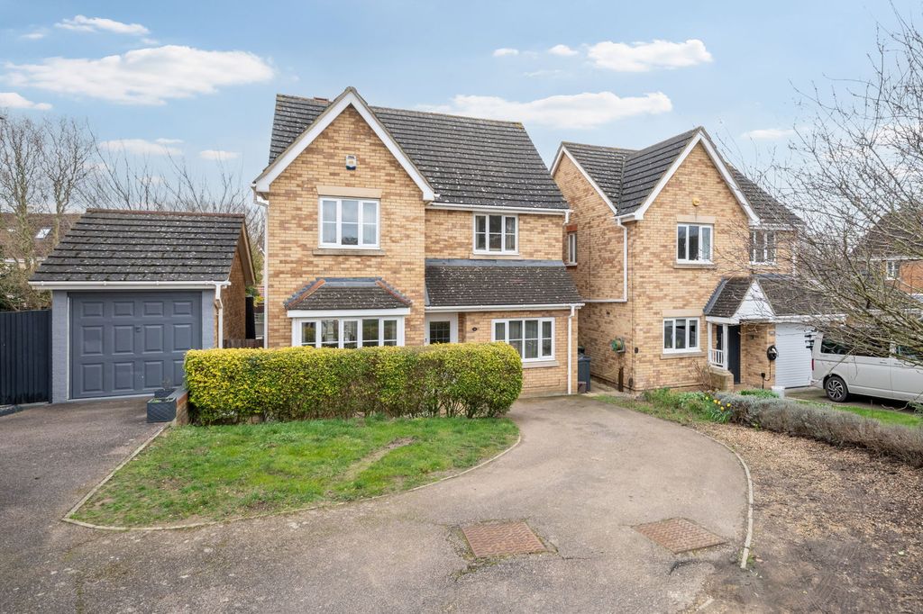 Property photo 1 of 25