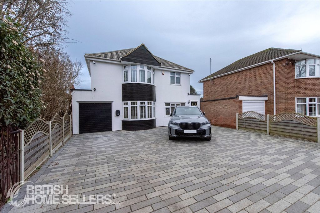 Property photo 2 of 33 Picture No. 42