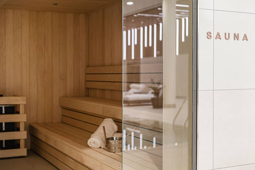 Property photo 2 of 62