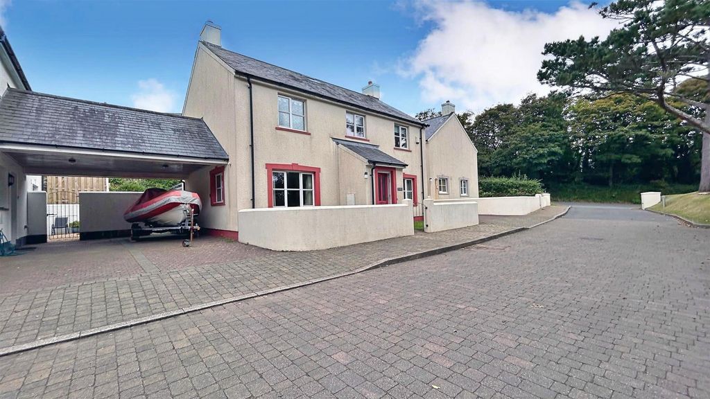 Property photo 2 of 26 27.Jpg