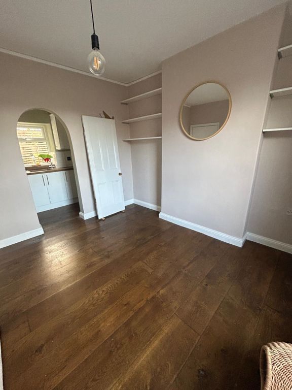 Property photo 2 of 9 Lounge Into Kitchen