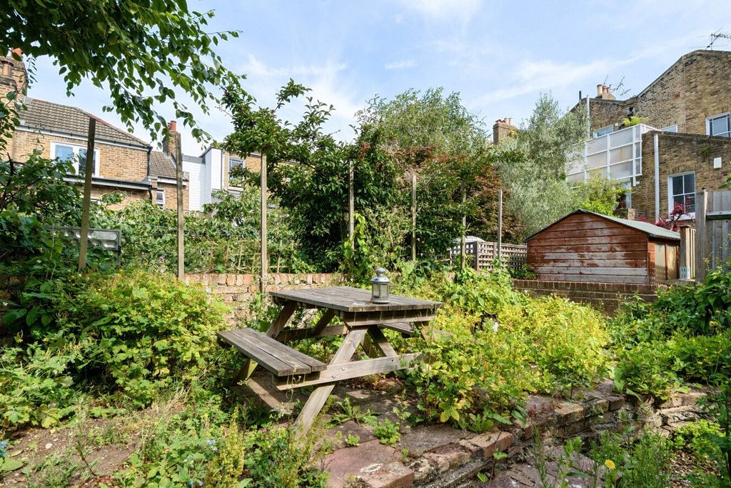 Property photo 3 of 17 Picture No. 09