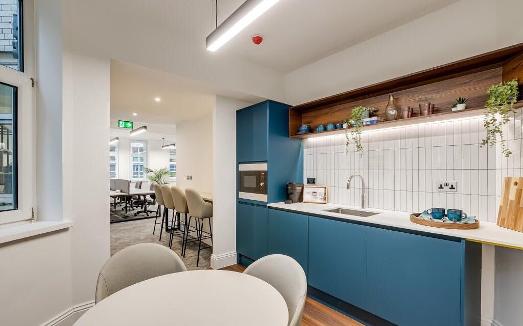 Property photo 3 of 6 Bf216317-Ea8A-48d4-B6Aa-B08B3c60Da88.Jpg