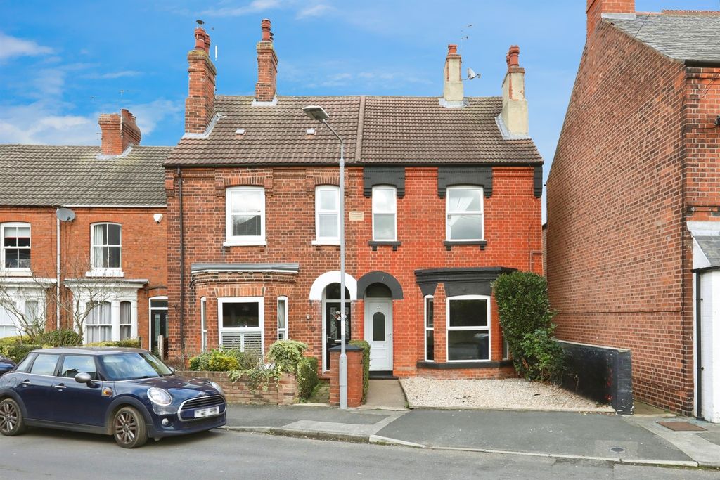 Property photo 1 of 22