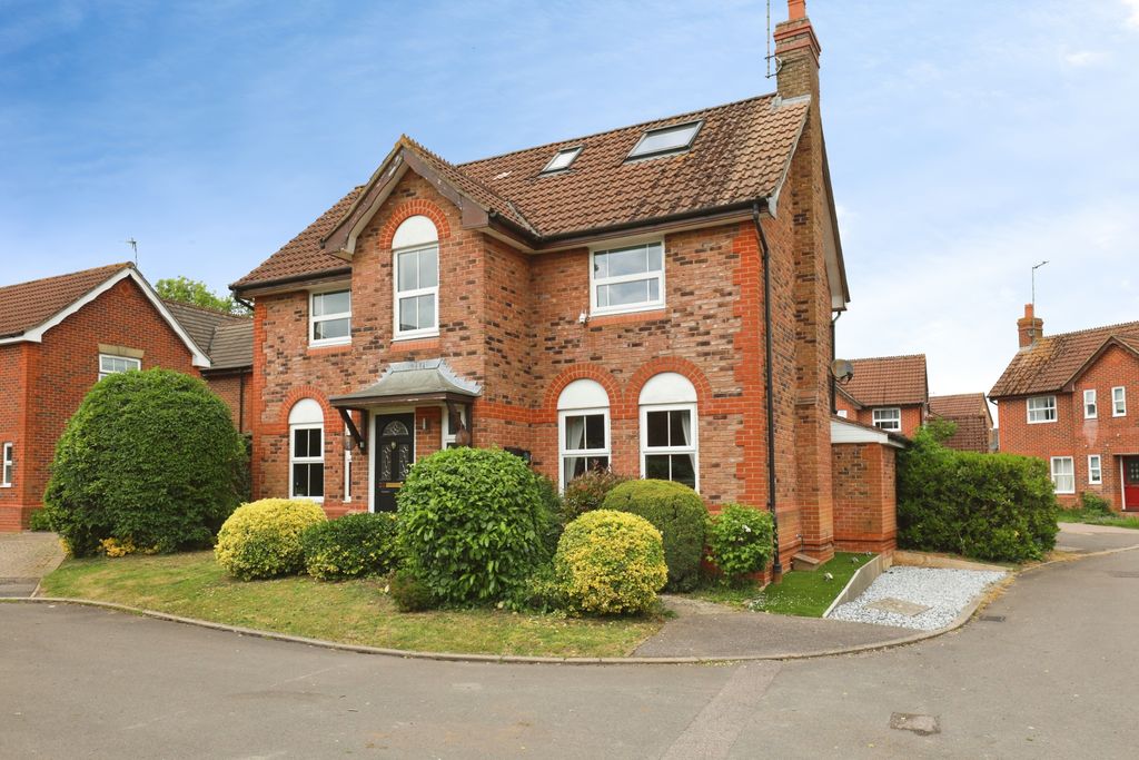 Property photo 1 of 29