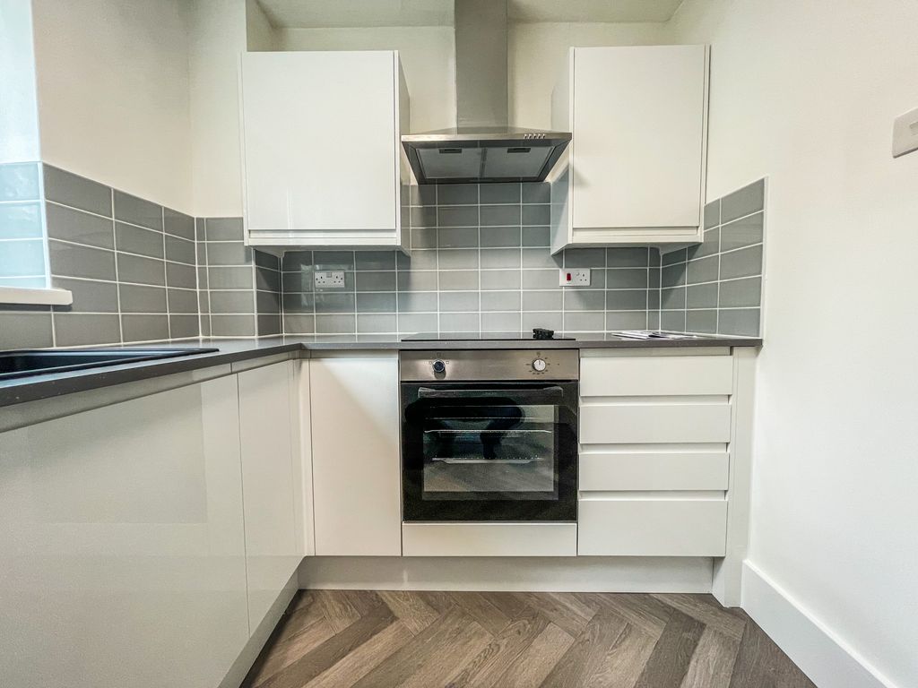 Property photo 2 of 15 Kitchen