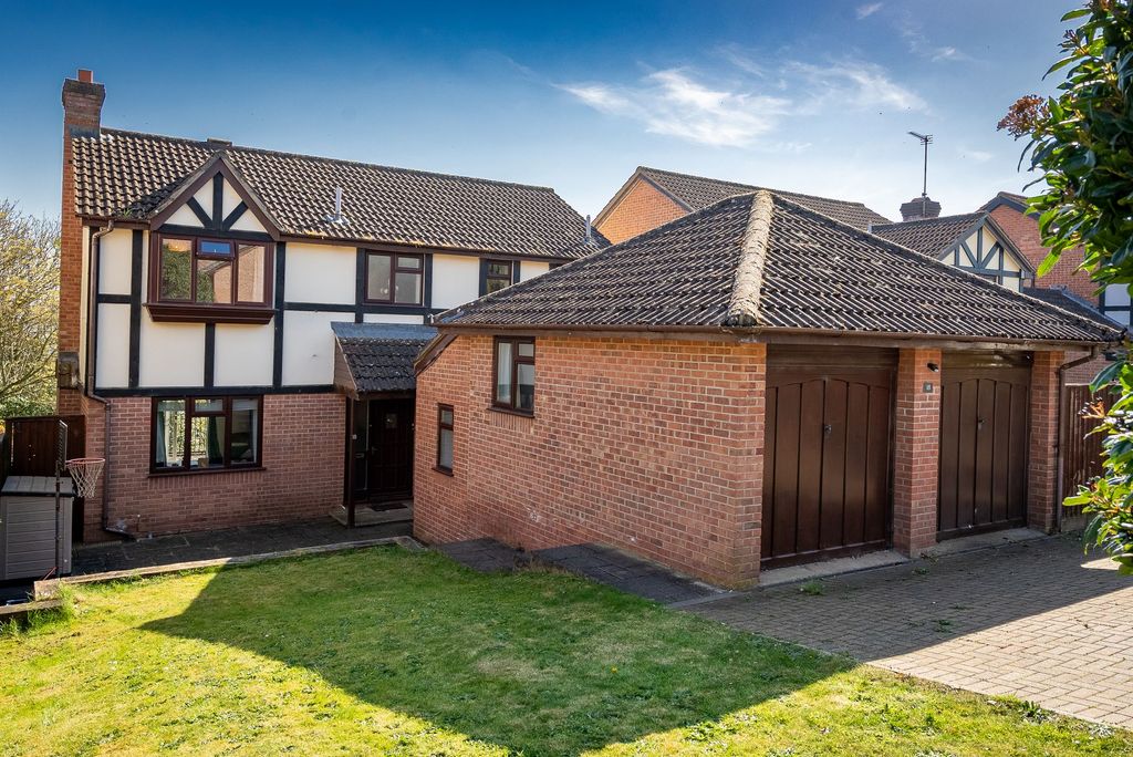 Property photo 1 of 25