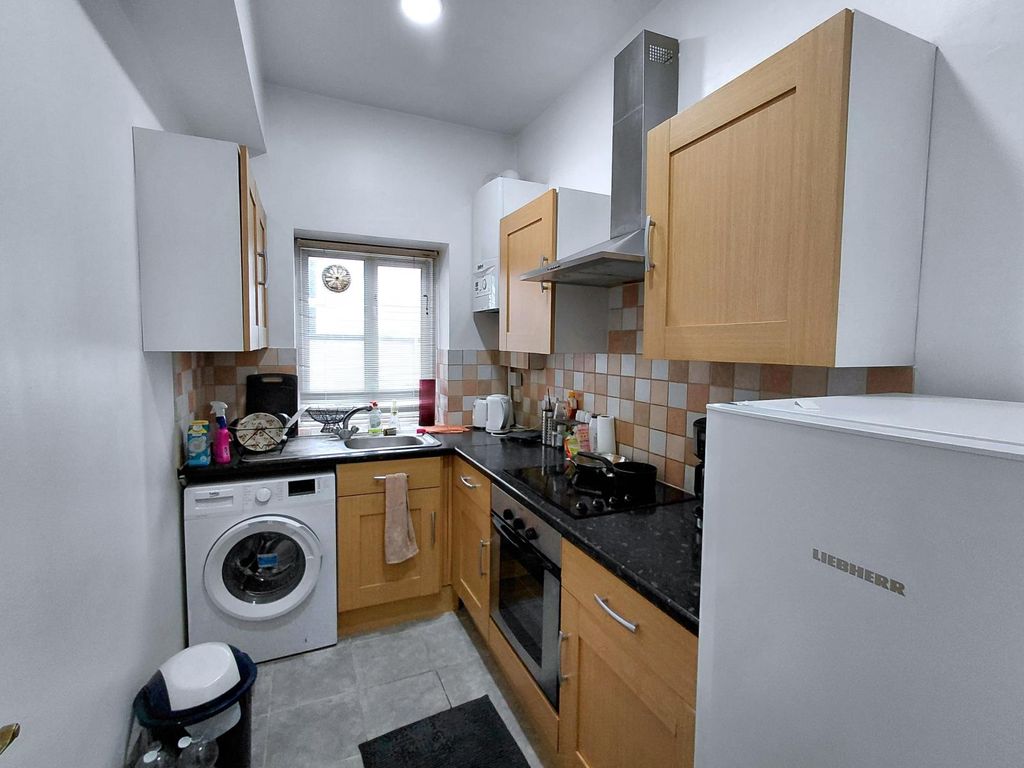 Property photo 2 of 4