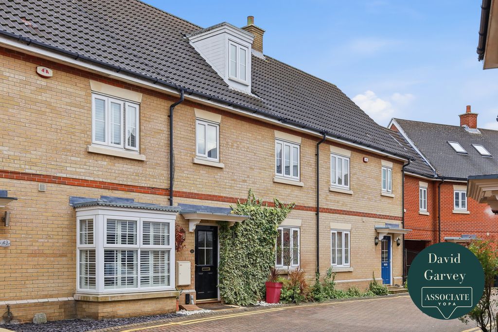 Property photo 1 of 15 Front View