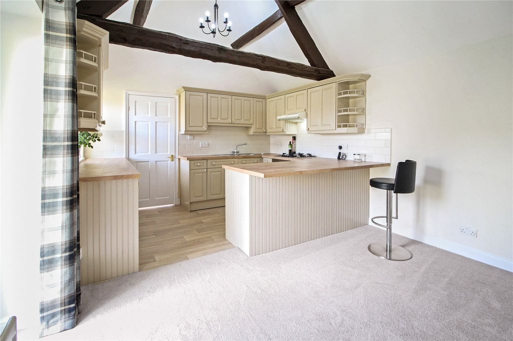 Property photo 1 of 8 Picture No. 06