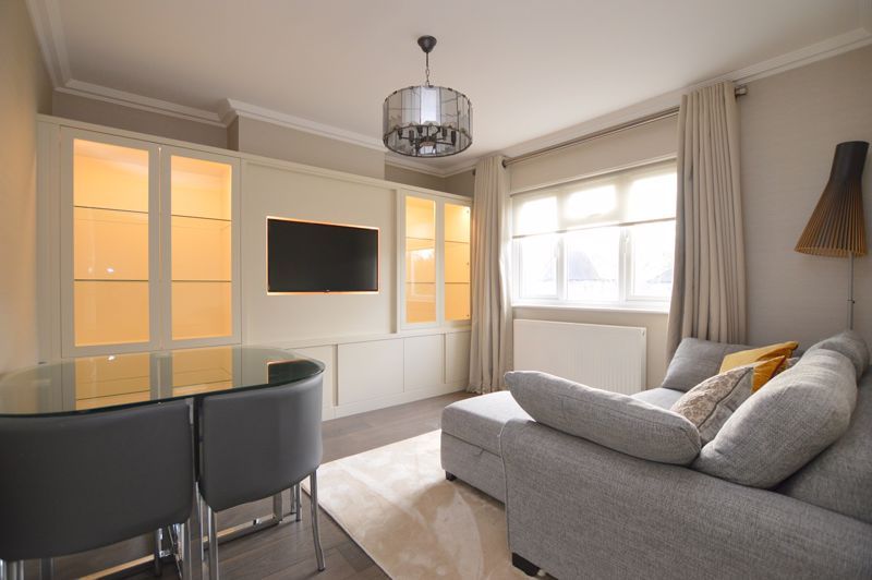 Property photo 2 of 10 Photo 11