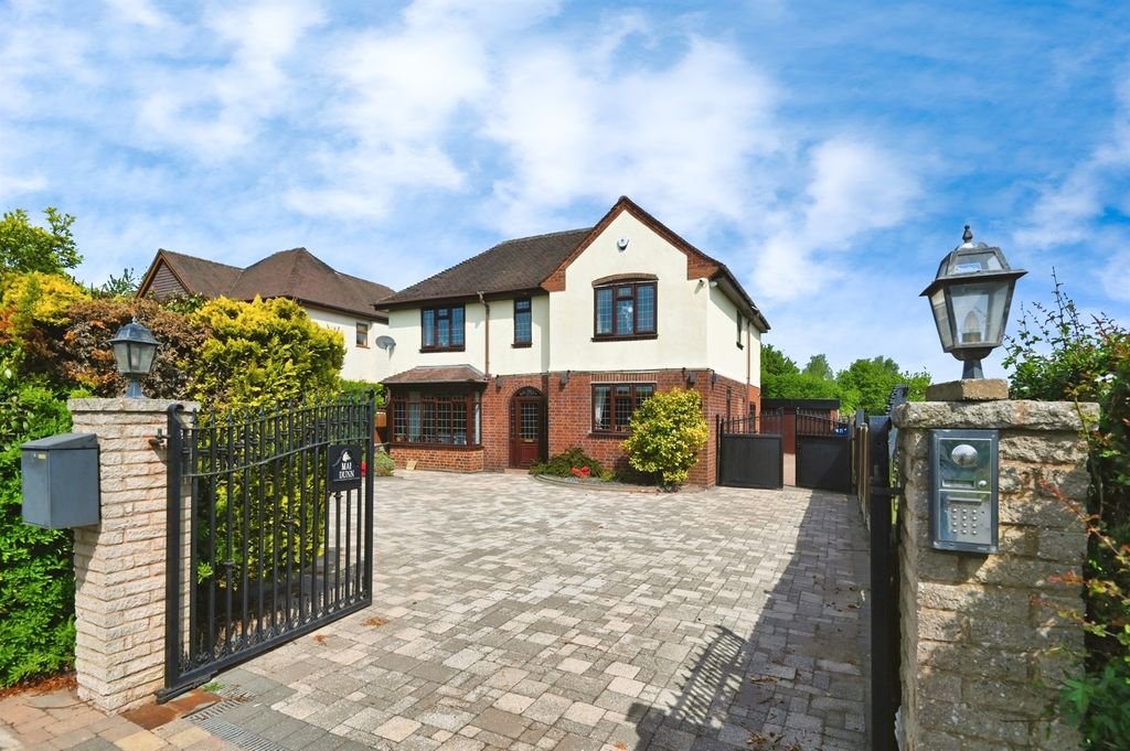Property photo 1 of 17